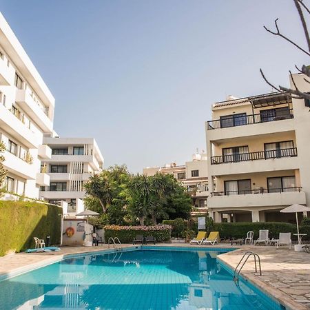 One Bedroom Apartment In Paphos In Good Location Exterior photo
